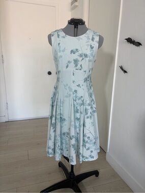 DKNY Powder Blue Floral Fit & Flare Midi Dress Size 4